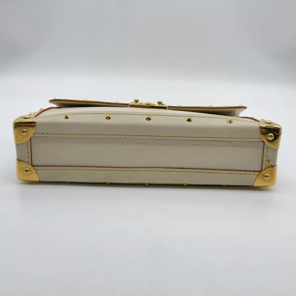 Auth Louis Vuitton Suhali Ivory Trunk Bag - Picture 5 of 9